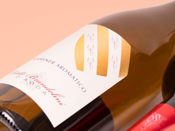 ideazione wine labelling conte brandolini